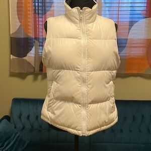 Elegant Women's Ivory Puffer Vest